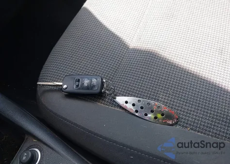 2019 Volkswagen Beetle 2.0T Final Edition Se/2.0T Final Edition Sel/2.0T S из США, поврежденный, VIN 3VWFD7AT5KM707463